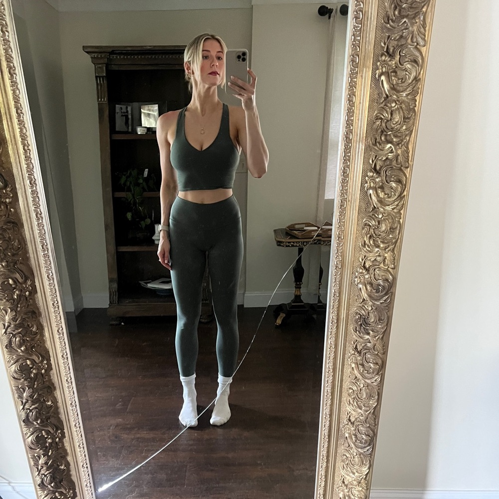 Green Alo Yoga Bottom and Top Set